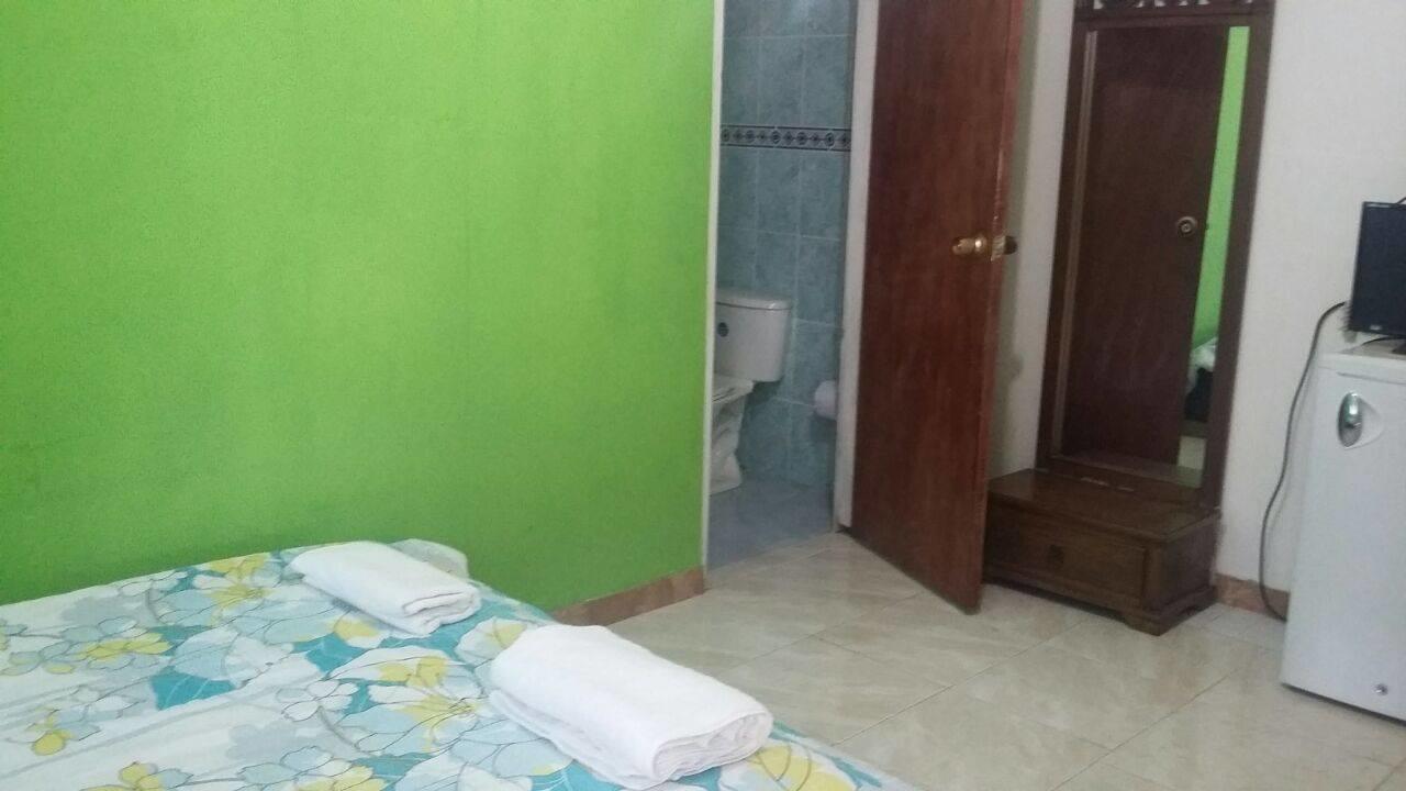 Posada Valerie Hotel Archibolds Bagian luar foto